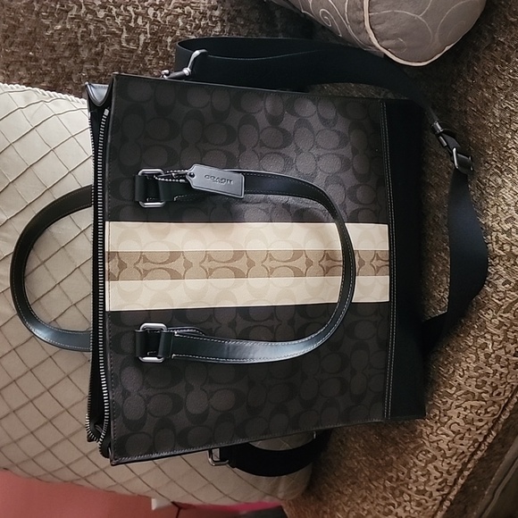 Coach Graham Structured Tote In Blocked Signature Canvas Varsity Stripe - Picture 5 of 16